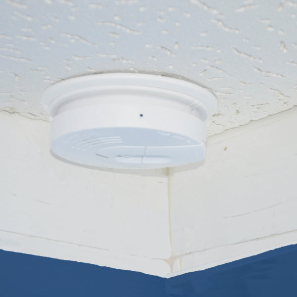 fire alarm Security Camera — front view (2)