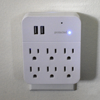 6-plug surge outlet camera — in use (2)