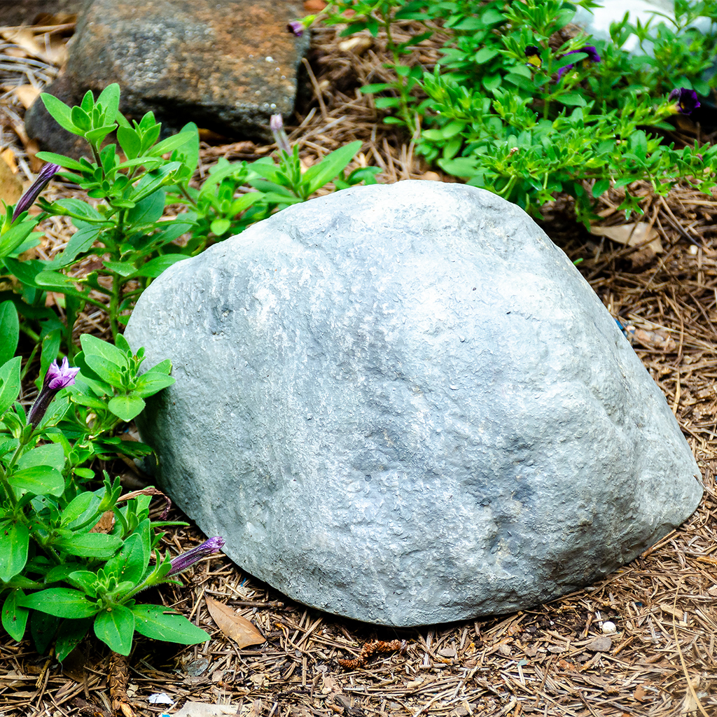 landscape rock hidden camera — front view (2)