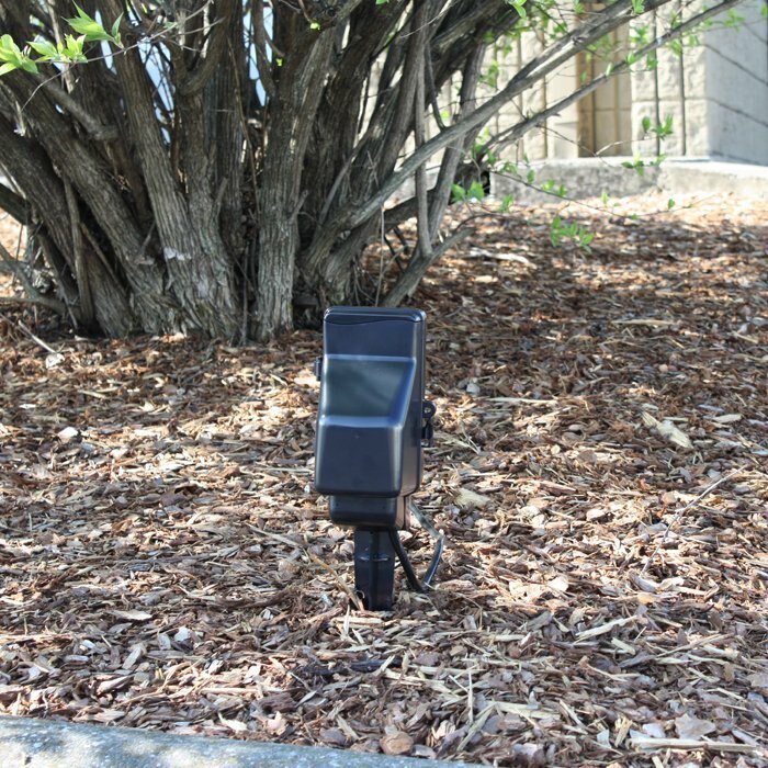 SC95304K 4K Spy Camera Outdoor Power Strip In The Ground